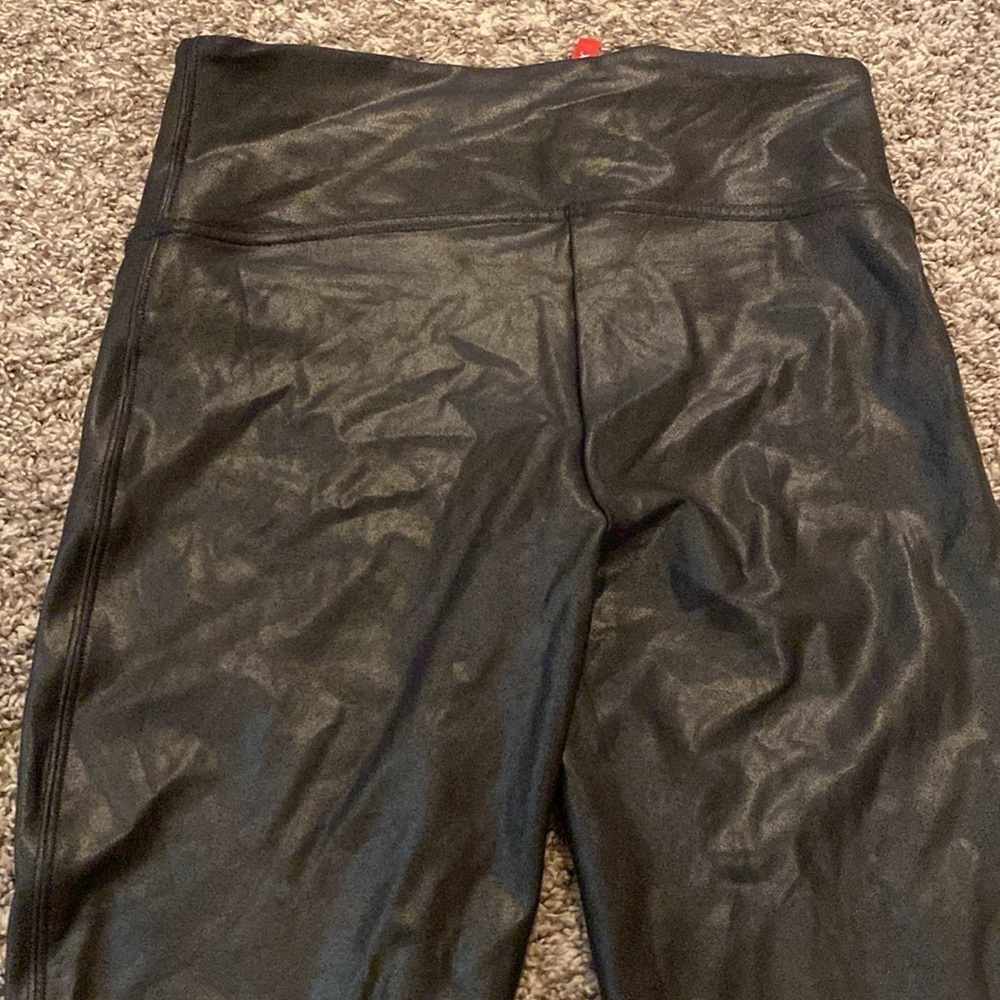 Spanx women’s black XL leggings - great condition - Picture 5 of 5